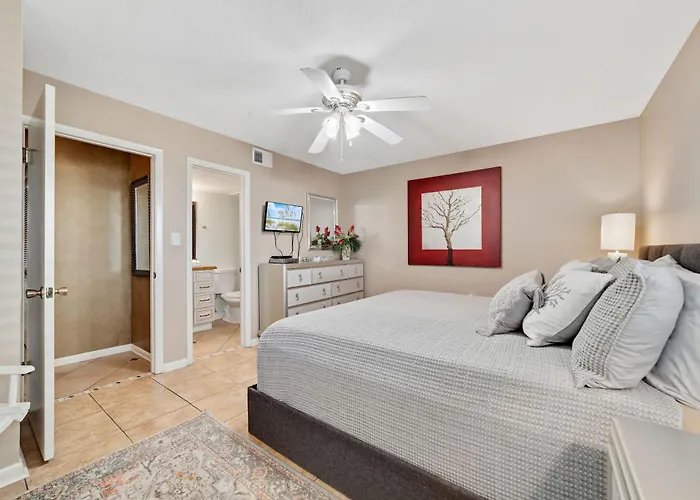 Edgewater West Unit 75 *
